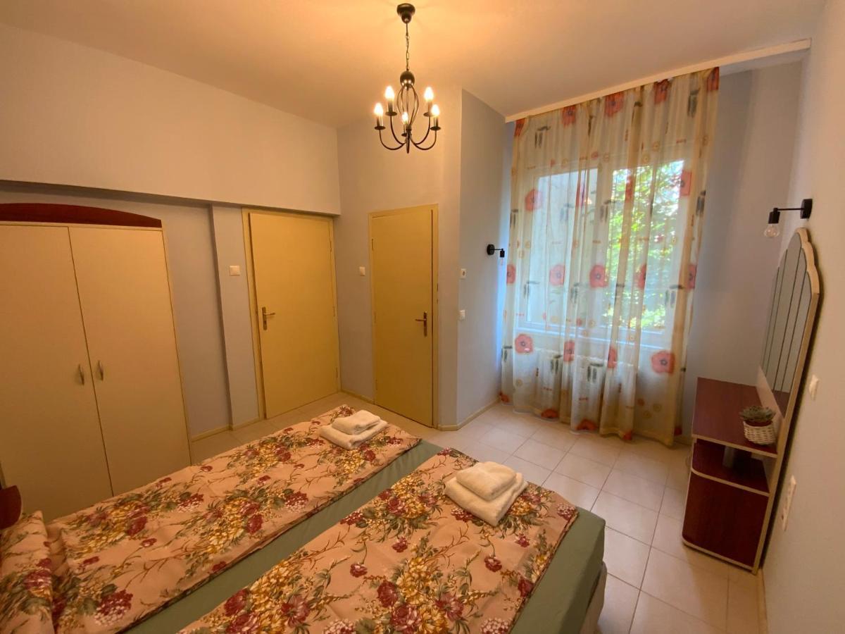 דירות 113 In Sofia With 2Br And 2 Full Bath מראה חיצוני תמונה