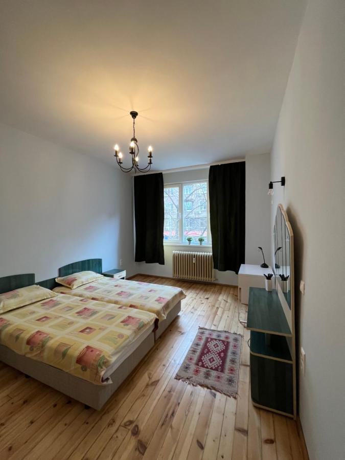 דירות 113 In Sofia With 2Br And 2 Full Bath מראה חיצוני תמונה